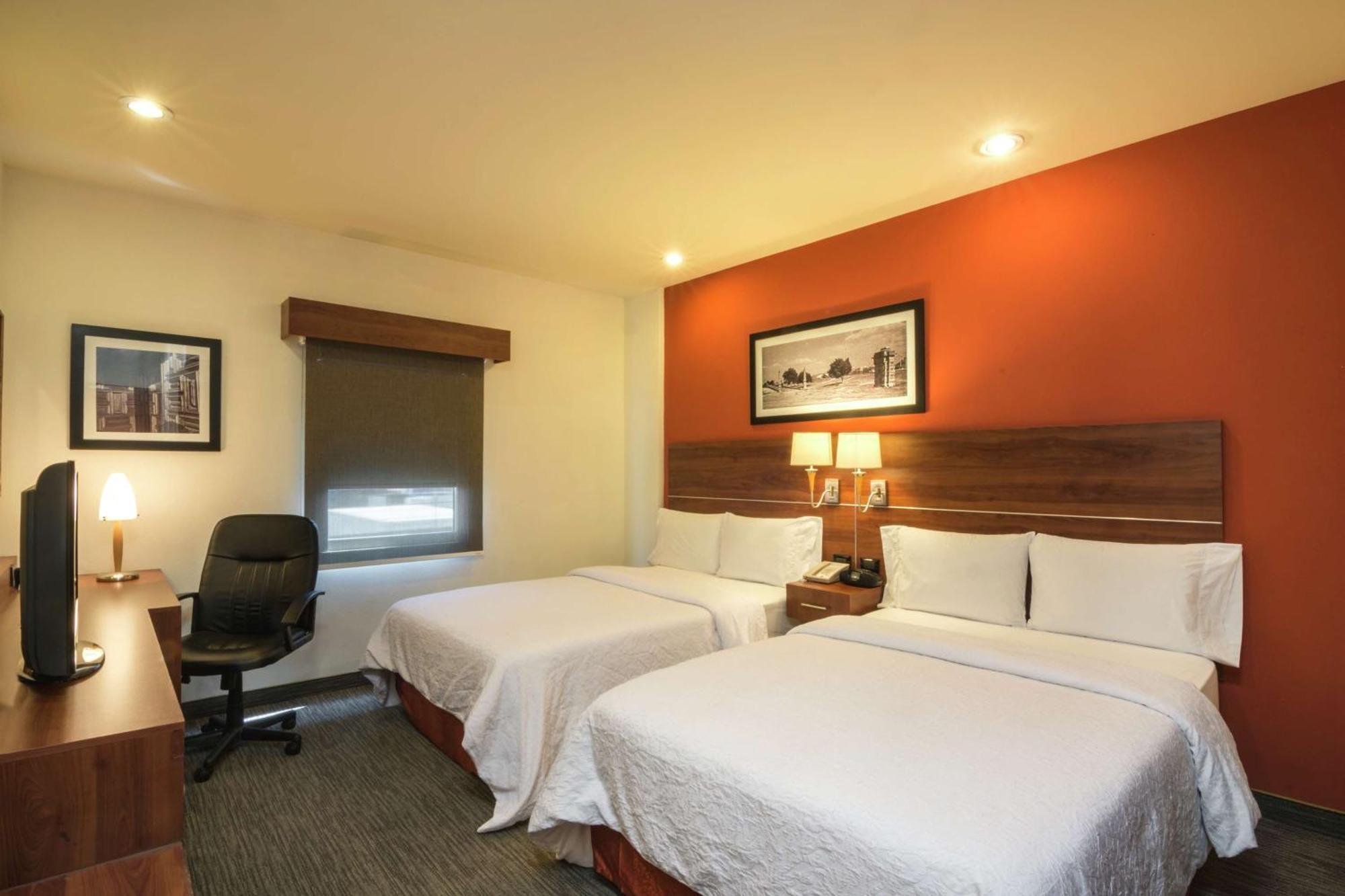 Hampton By Hilton San Juan Del Rio Hotel Екстериор снимка