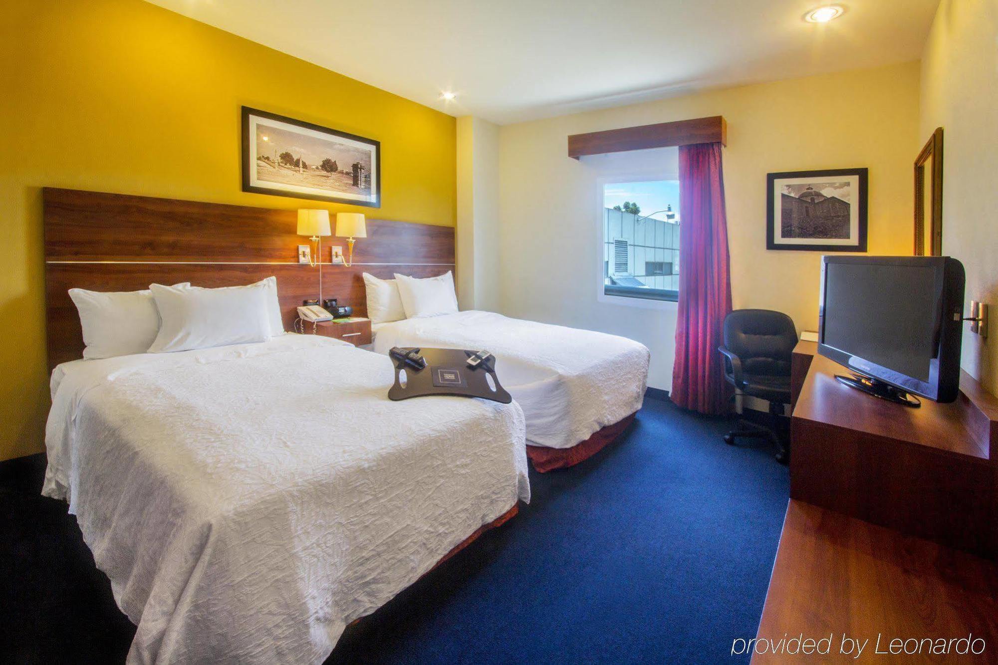 Hampton By Hilton San Juan Del Rio Hotel Екстериор снимка