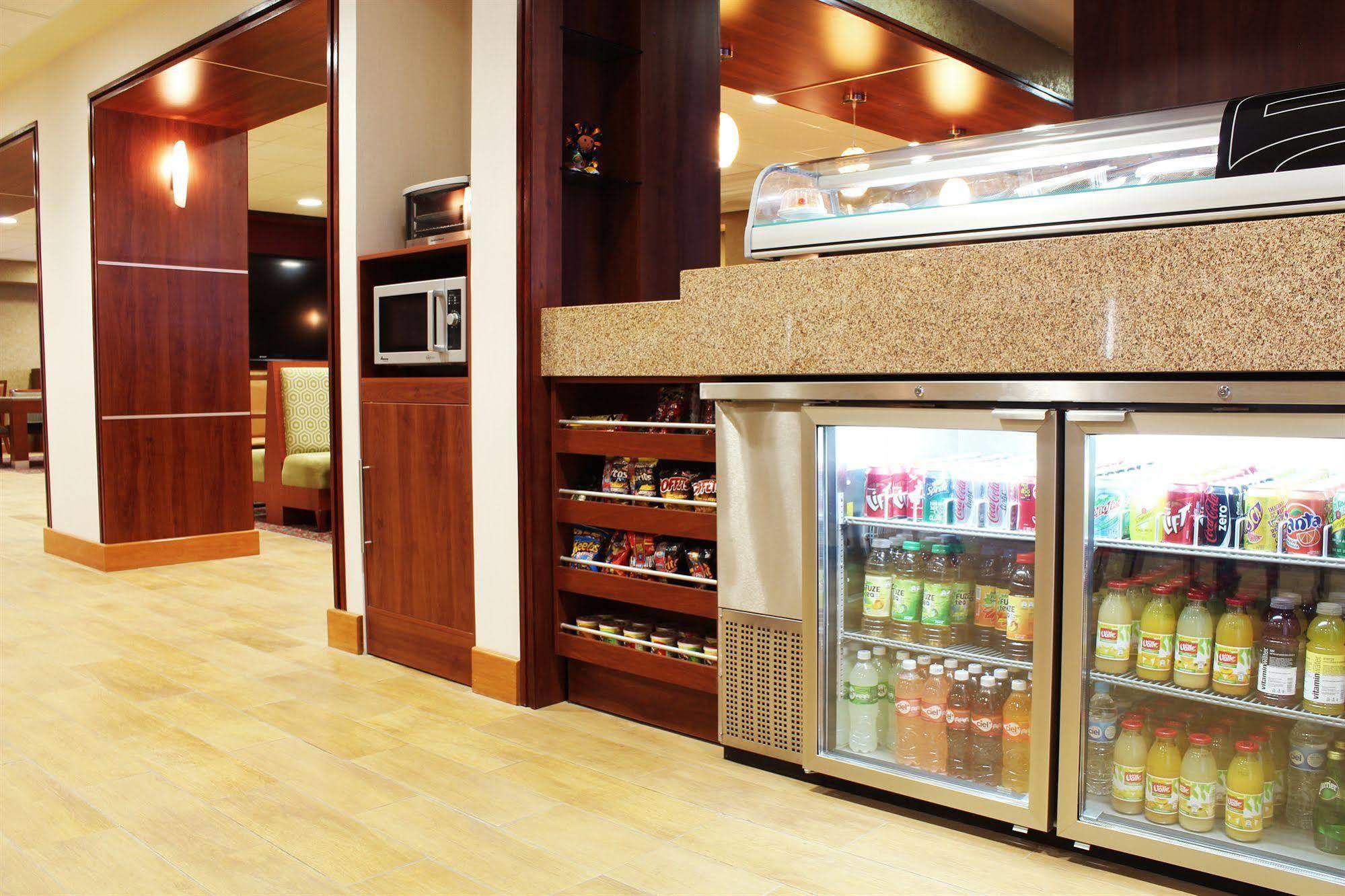 Hampton By Hilton San Juan Del Rio Hotel Екстериор снимка